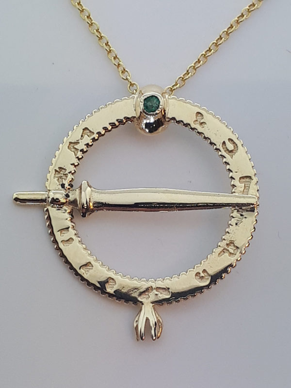 Cloosemore Gold Necklace
